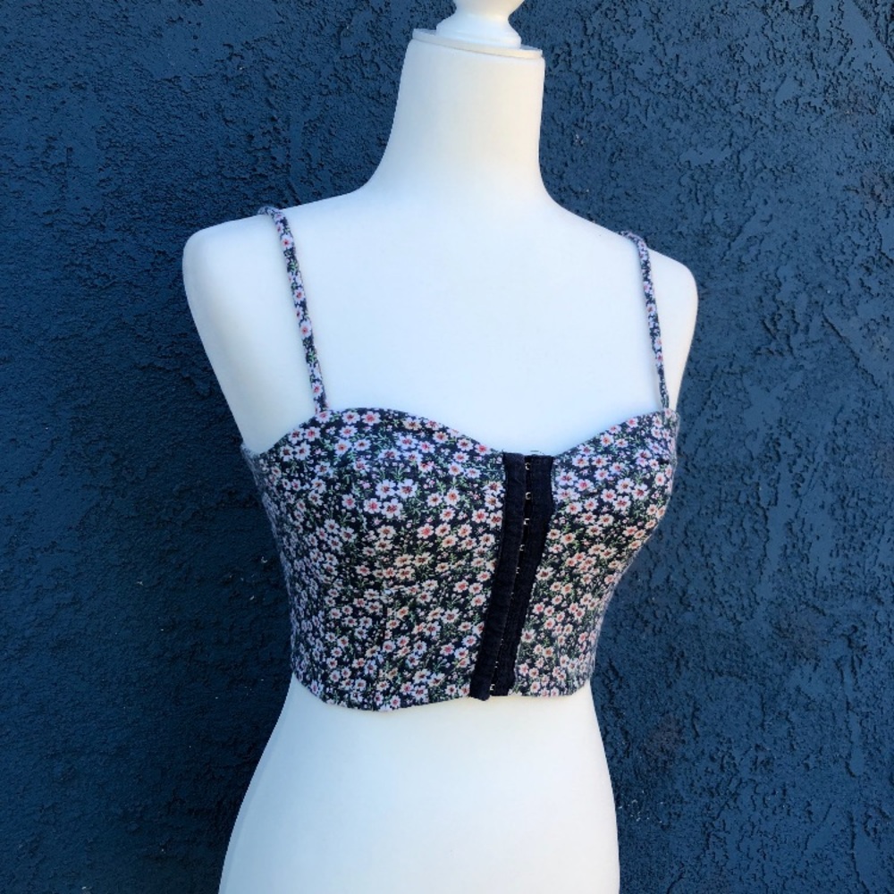 Cropped top